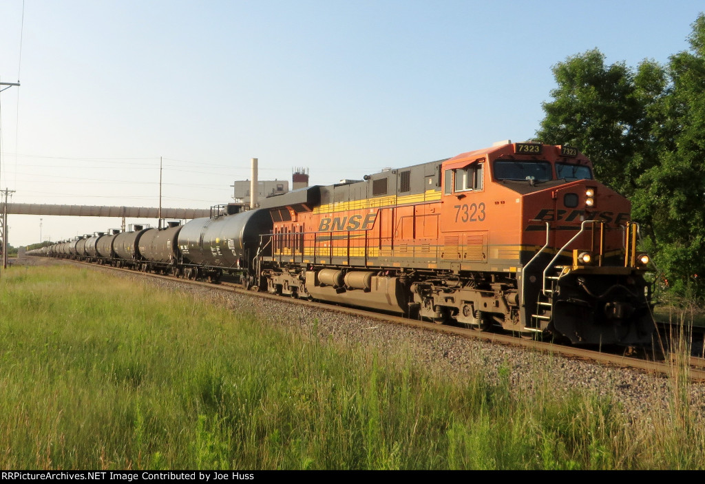 BNSF 7323 West